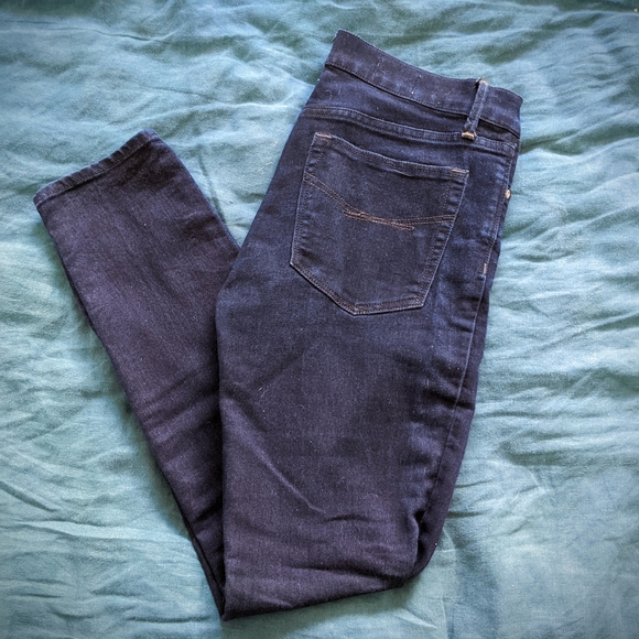 3/25$ Gap 1969 Legging Jean 27 4 Dark Wash Jeans - Picture 2 of 5